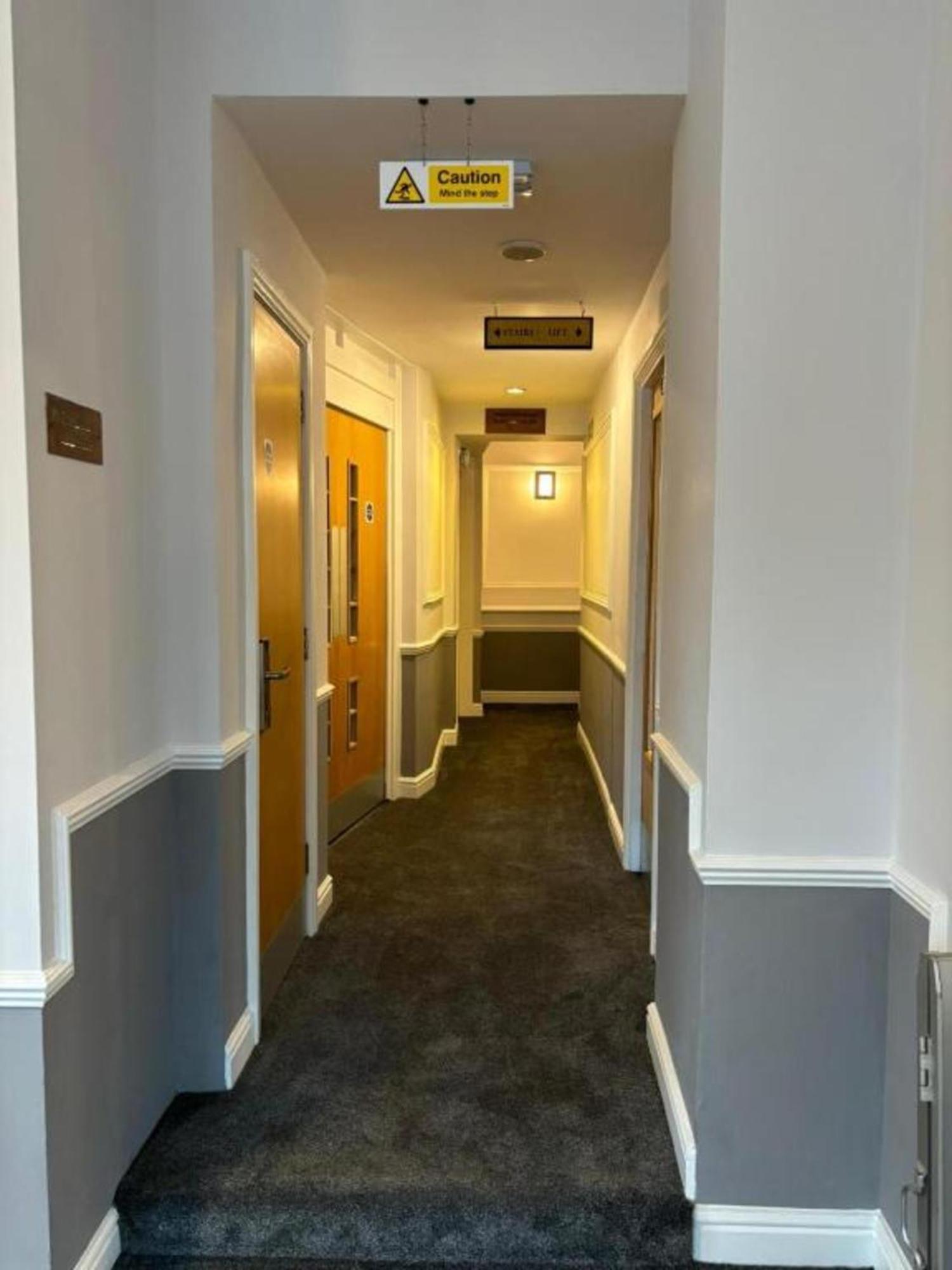 Dancenter East Midlands Airport Hotel ดาร์บี ภายนอก รูปภาพ